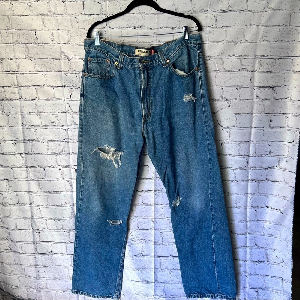 Distressed Levi's 505 jeans. Regular fit. Size 38x32.‎ Grunge Punk Emo Grandpa